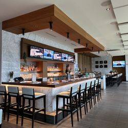 Moxies Langley Restaurant