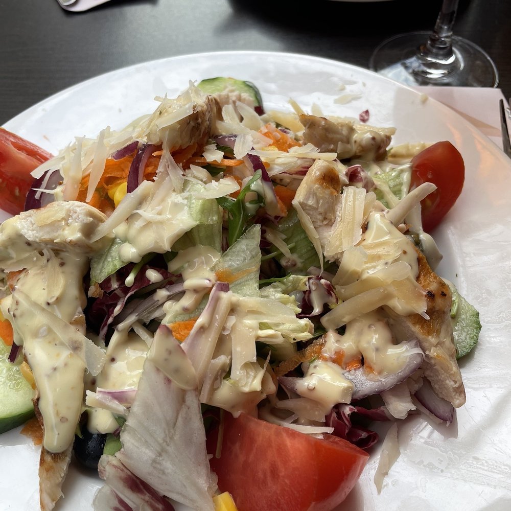Antonio's - Caesar salad with chicken breast - Italian Near Me - Amsterdam, New Hampshire