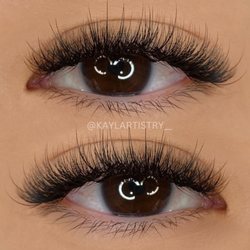 Kaylartistry - Wispy Hybrid Lash Extensions