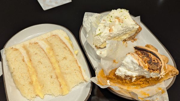 Lauretta Jean's by null