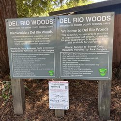 Del Rio Woods