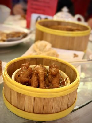 Tang Gong Seafood Restaurant 唐宫海鲜酒楼 by null