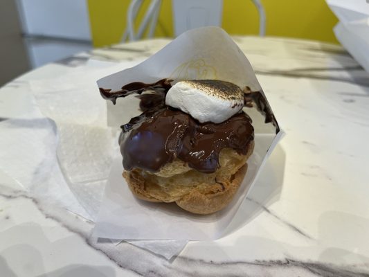 Beard Papa's by null