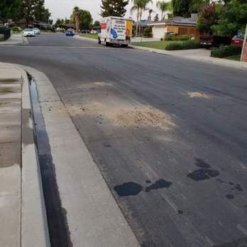 Stockdale Landscape - Pile of sand and large gravel - Landscaping Near Me - Bakersfield, California Stockdale Landscape - Pile of sand and large gravel - Landscaping Near Me - Bakersfield, California