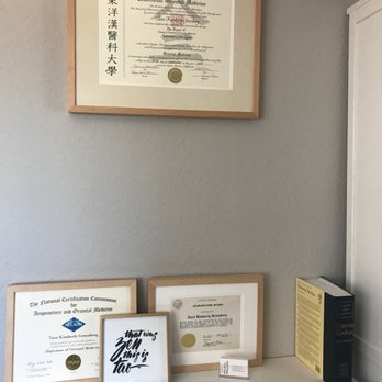 Point Holistic Wellness - Acupuncture Near Me - Costa Mesa, California Point Holistic Wellness - Acupuncture Near Me - Costa Mesa, California