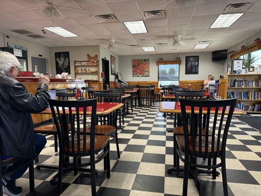 Charlie's Diner by null