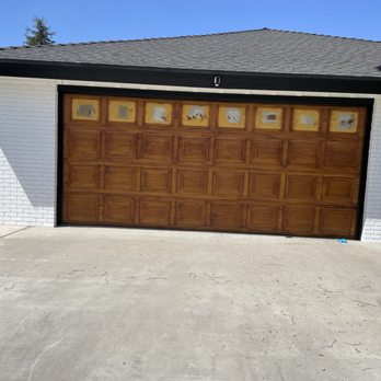 Acres Painting - Plain white garage door made it to look like wood. - Painters Near Me Acres Painting - Plain white garage door made it to look like wood. - Painters Near Me