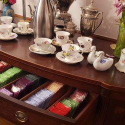 Mad River Inn - Amazing tea drawer!