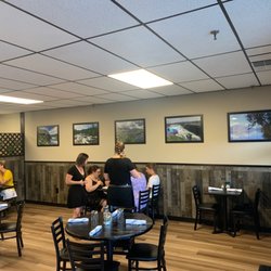 Alexandra’s Bistro - Dining area