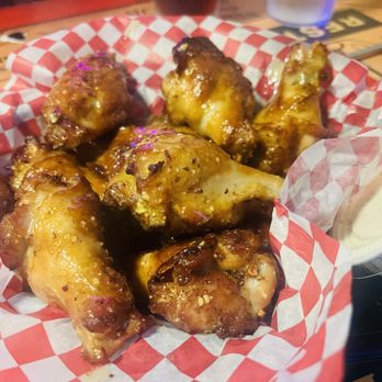 Ozark Mountain Pizza - Garlic Parmesan wings - Pizza Near Me - Branson, Missouri Ozark Mountain Pizza - Garlic Parmesan wings - Pizza Near Me - Branson, Missouri