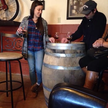 Estate D'Iacobelli - Wine Bars Near Me - Fallbrook, California