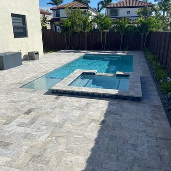 Custom Pools - We added the Spa to our Pool design - Pool & Hot Tub Service Near Me - Miami, Florida
