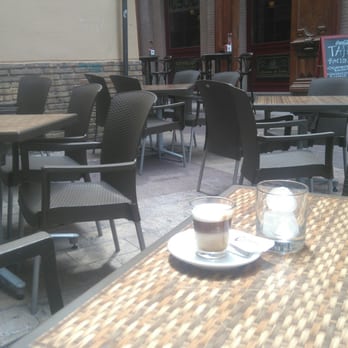 Mombasa Cafe - Terraza - Coffee & Tea Near Me - Zaragoza, Z
