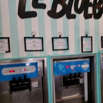 Le Blueboy - Ice Cream & Frozen Yogurt Near Me - Montreal, Quebec