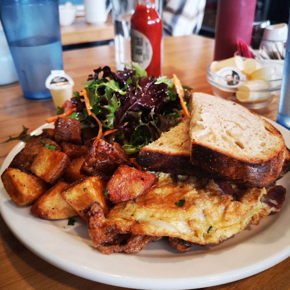 Jax - balderson omelette - Breakfast & Brunch Near Me - Ottawa, Ontario