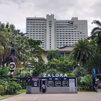 Greenbelt Park - Parks Near Me - Makati, NCR