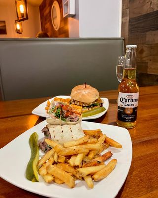 Lakeshore Cafe Bar & Grill by null