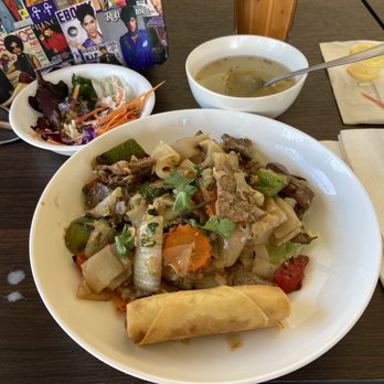 The Corner Thai Cuisine - 25. Drunken Noodles Lunch with beef - Thai Near Me - Simi Valley, California The Corner Thai Cuisine - 25. Drunken Noodles Lunch with beef - Thai Near Me - Simi Valley, California