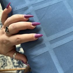 Lovely Nails - Completely lifted (I told them it would because they didn't file it correctly) so had to resort to the superglue method...