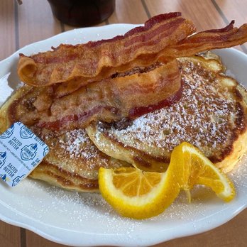 Harrigan’s Cafe - Chocolate chip pancakes - Breakfast & Brunch Near Me - South Wellfleet, Massachusetts