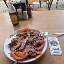İbrahim Usta'nın Yeri - İskender Kebap