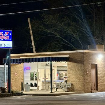 Speedwash Laundromat 3 - Laundromat Near Me - Salisbury, North Carolina Speedwash Laundromat 3 - Laundromat Near Me - Salisbury, North Carolina