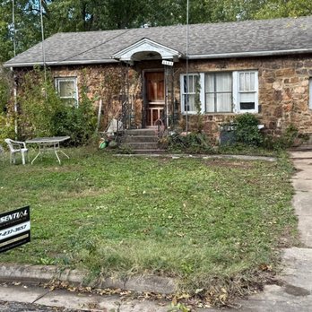 Essential Roofing & Restoration - Roofing Near Me - Reeds, Missouri Essential Roofing & Restoration - Roofing Near Me - Reeds, Missouri