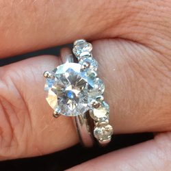 Mega Pawn - They were wonderful, sold me this 2 Ct diamond for thousands less than most of the other places I went.  Would go there again!