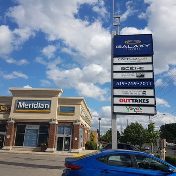 Booster Juice - a blue car parked in front of a store - Juice Bars & Smoothies Near Me - Brantford, Ontario Booster Juice - a blue car parked in front of a store - Juice Bars & Smoothies Near Me - Brantford, Ontario