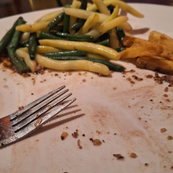 Hi-Way Harry's - Green beens - New American Near Me - Johnson Creek, Wisconsin