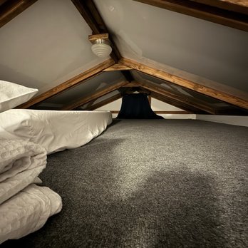 Coconut Cay RV Park and Marina - The large upstairs "loft" is equipped with/mattress, & linens for kids or extra sleeping space.. - RV Parks Near Me - Marathon, Florida