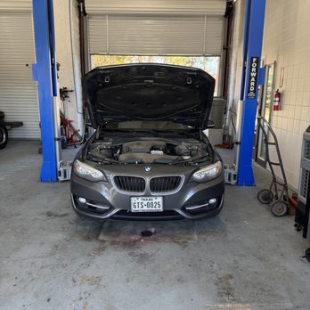 Ami-Go Automotive - BMW Cabriolet Service and head ligths - Auto Repair Near Me - Spring, Texas