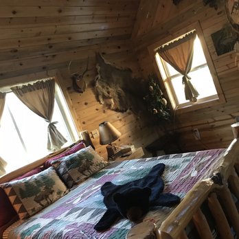 Greyhouse Inn Bed & Breakfast - Hotels Near Me - Salmon, Idaho