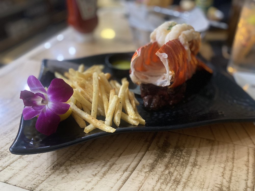 LOBSTER LADY SEAFOOD MARKET & BISTRO 965 Photos & 1188 Reviews 1715 Cape Coral Pkwy W, Cape