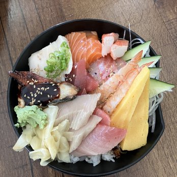 Kai Sushi & Dining - Chirashi bowl - Sushi Bars Near Me - Santa Fe, New Mexico