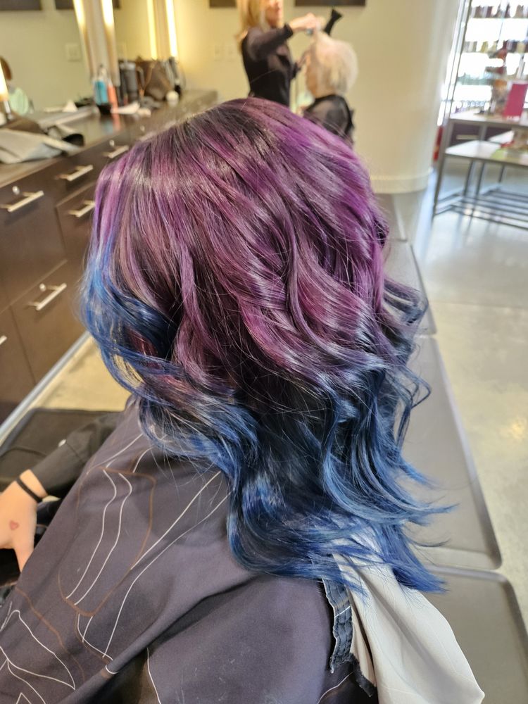 Hair by Melissa Breheny Logo