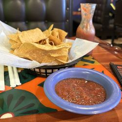 La Cocina Mexican Restaurant - Chips and salsa
