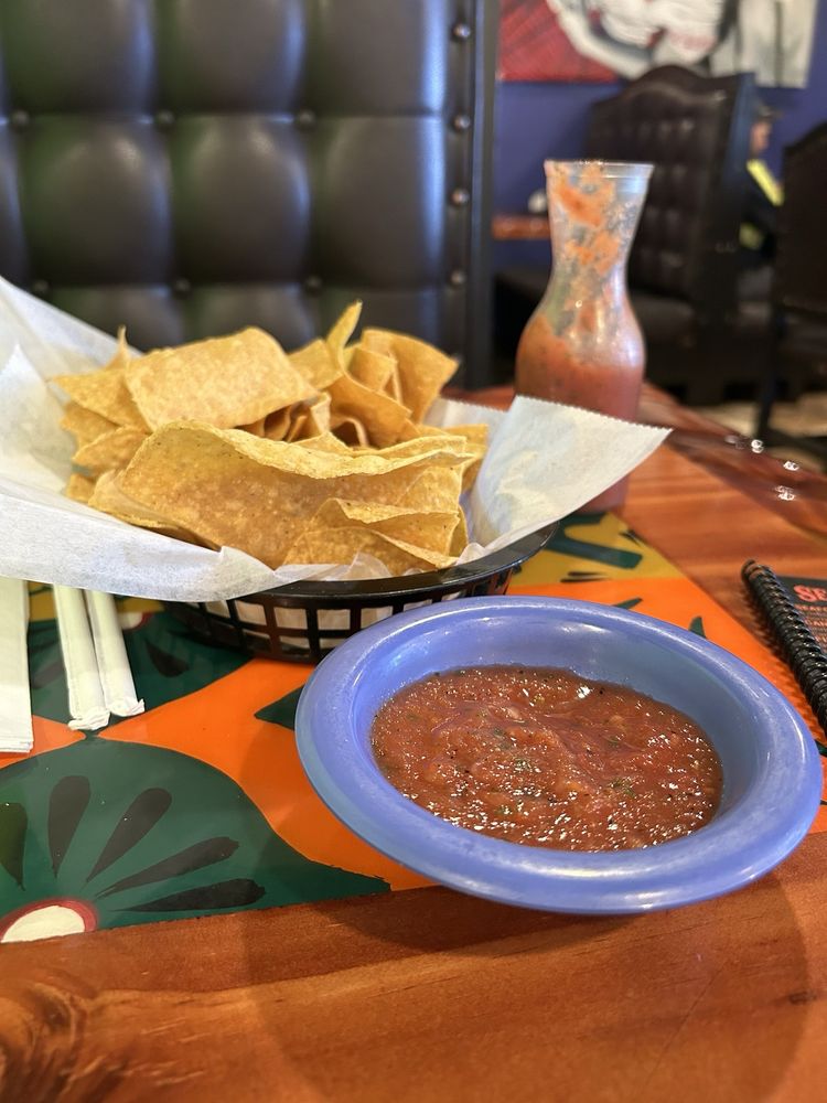 La Cocina Mexican Restaurant Logo