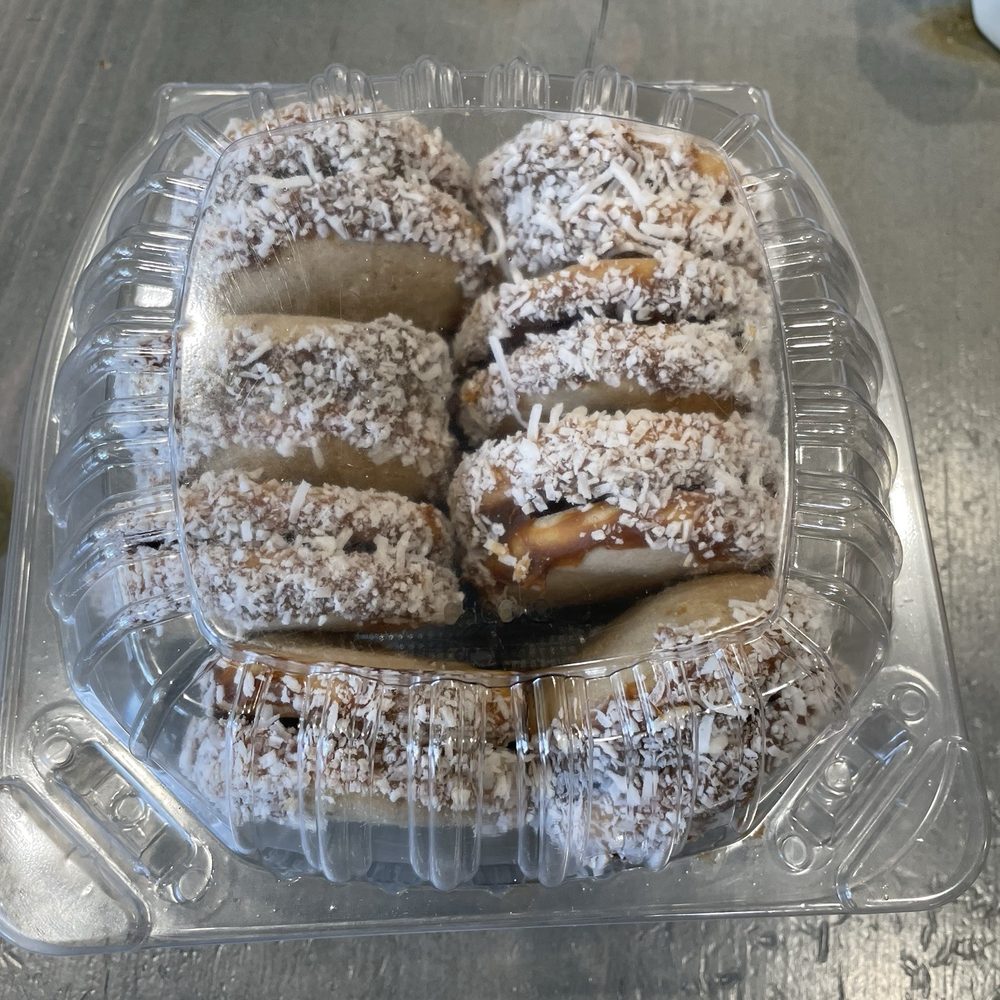 Pao's Pastries & Cafe - Alfajores - Cafes Near Me - Van Nuys, California Pao's Pastries & Cafe - Alfajores - Cafes Near Me - Van Nuys, California