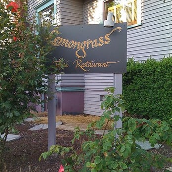 Lemongrass - courtesy of http://farm4.static.flickr.com/3404/3565709306_216492bc43.jpg?v=0 - Thai Near Me - Portland, Oregon