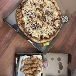 Papa Johns Pizza - Hawaiian BBQ Chicken Pizza and Garlic Knots