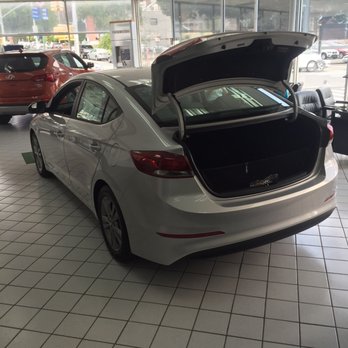 Star Hyundai - Great deals on 2107 Elantra - Car Dealers Near Me - Bayside, New York Star Hyundai - Great deals on 2107 Elantra - Car Dealers Near Me - Bayside, New York