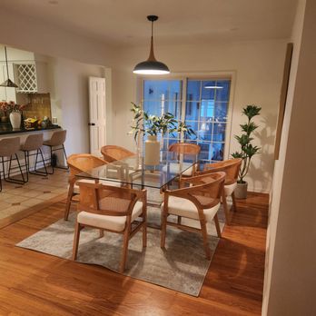 Decolure - Dining area - Home Staging Near Me