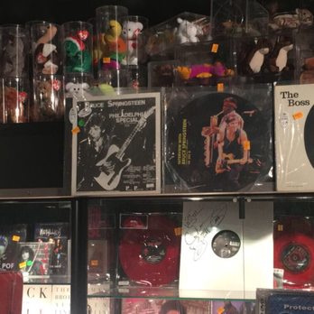 Vinyl Bay 777 - Vinyl Records Near Me - Plainview, New York Vinyl Bay 777 - Vinyl Records Near Me - Plainview, New York