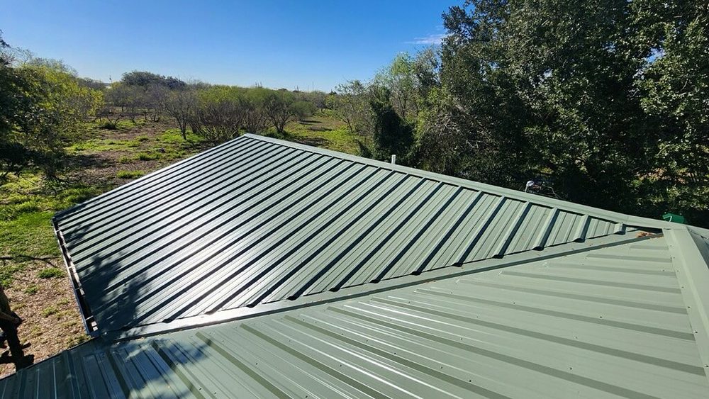 Slide of Moxie Builders