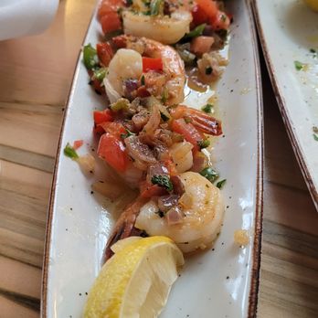 Floga Estiatorio and Event Space - Garlic shrimp - Greek Near Me - Toronto, Ontario