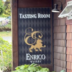 Enrico Winery - Entrance