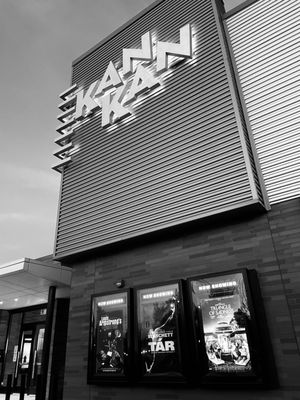 Kan-Kan Cinema & Bar by null