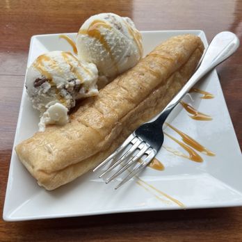 Decadent Chicago - Apple Stick with butter pecan gelato. - Breakfast & Brunch Near Me - Chicago, Illinois