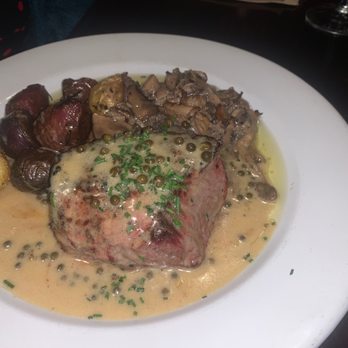 Bodega Malbec - Filet mignon - Argentine Near Me - Toluca Lake, California